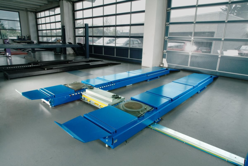 Подьемник ножничный UNI LIFT 5000 NT